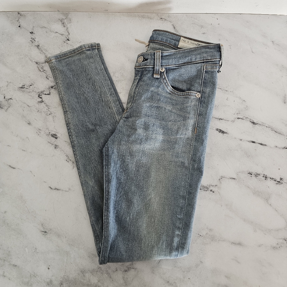 Rag & Bone Jeans Capri Light Washed Blue Mid Rise Jeans 26 Preowned